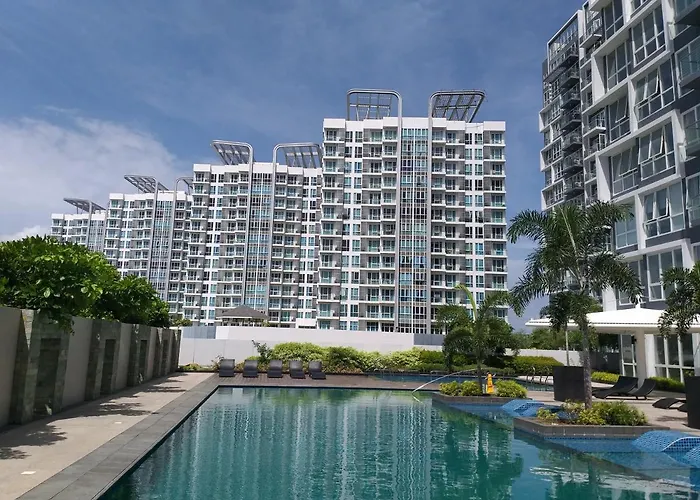 Mactan Newtown With Sun Set And Garden View 3* Cebu