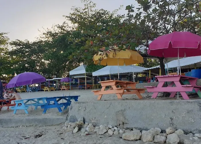 Mactan Newtown With Sun Set And Garden View